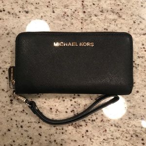 Jet Set Travel Leather Continental Wallet